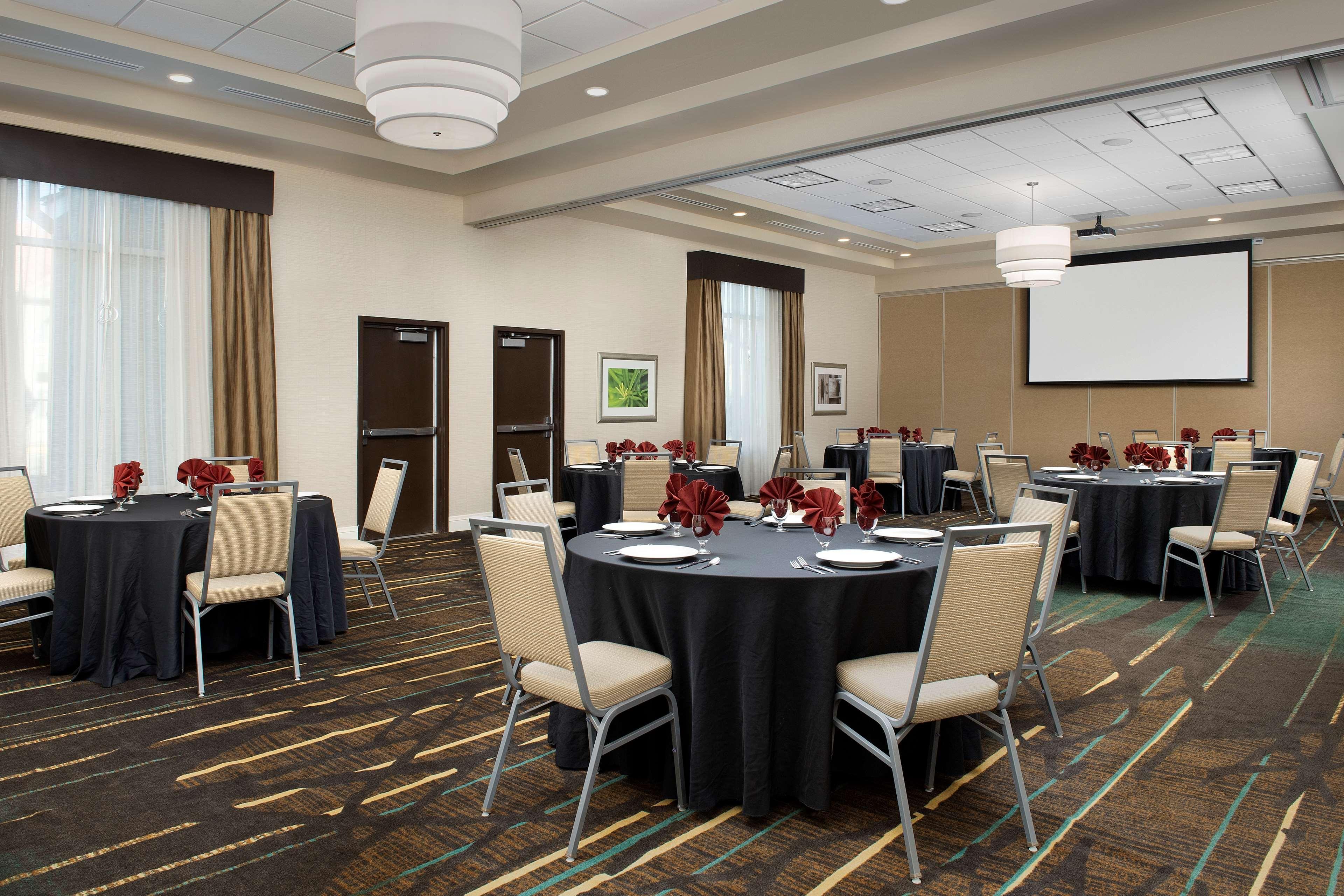 Hilton Garden Inn Gallup Exterior photo